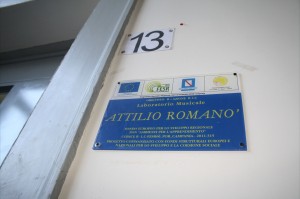 A combattere le mafie si comicia dai banchi di scuola, il Rione Sanità inaugura le "aule della legalità"