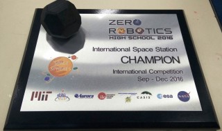 Augusto Righi primi a Zero Robotics 2