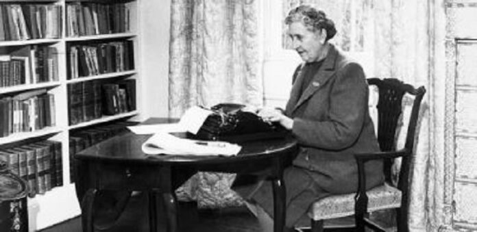 Agatha Christie, riscritti i gialli eliminando "insulti o riferimenti etnici"