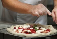 World Pizza Day, il 17 gennaio il mondo omaggia uno dei simboli di Napoli