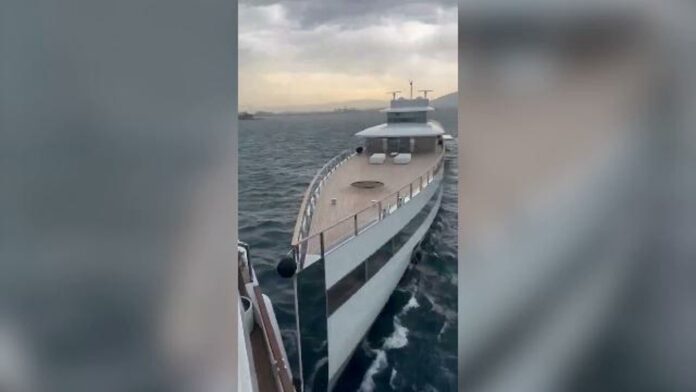 Scontro a Napoli tra superyacht, uno era di Steve Jobs