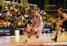 Il Napoli Basket batte Tortona e vince il Trofeo Lovari