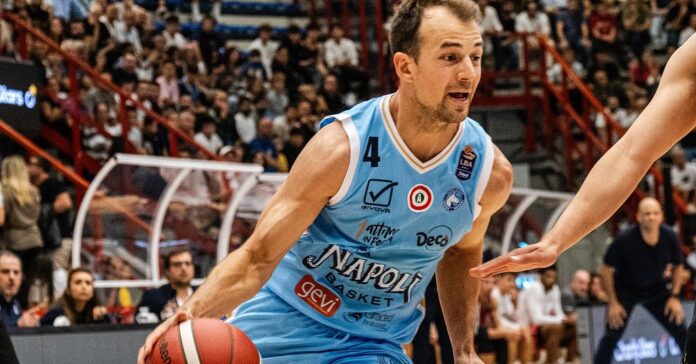 Seconda sconfitta consecutiva per il Napoli Basket, Trieste vince alla Fruit Village Arena 83-92