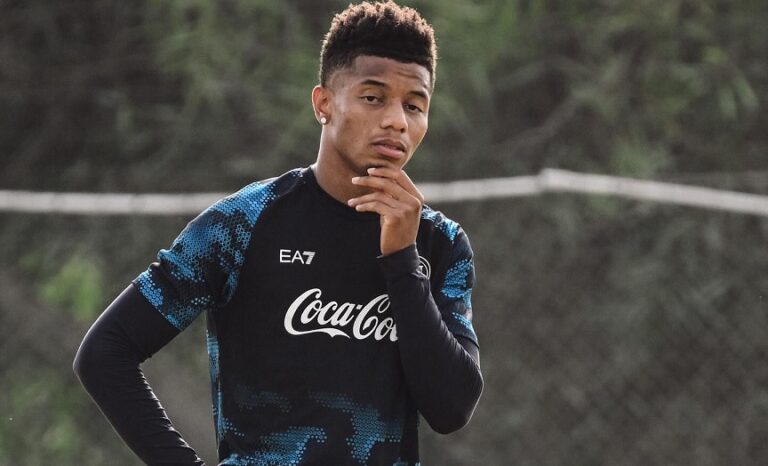 Napoli, Neres: “Sequenza gare toste, ma vogliamo mantenere il primato. Ora testa al Lecce”