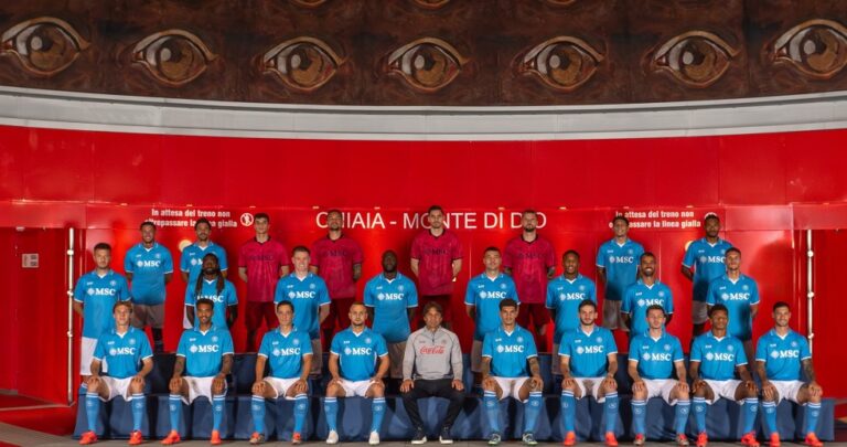 Il Napoli sceglie la stazione di Chiaia come location per la foto ufficiale della rosa