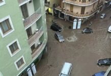 Maltempo, strade come fiumi in Costiera sorrentina: preside chiede aiuto