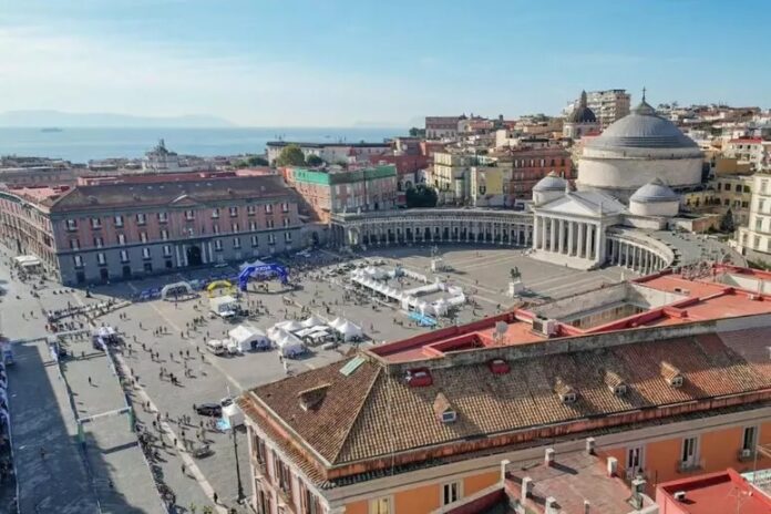 Maratona di Napoli, da domani il villaggio in piazza del Plebiscito