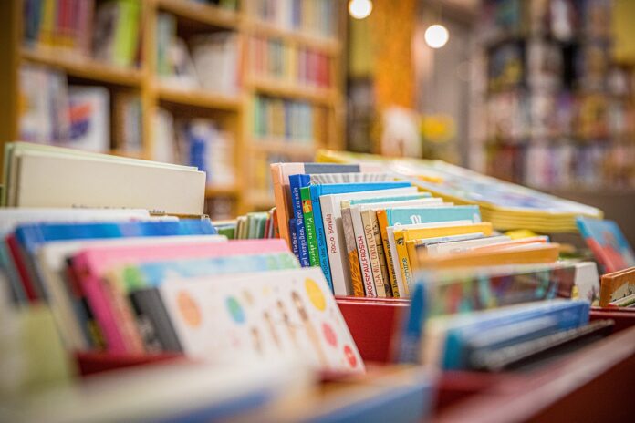 Svuota la vetrina, il movimento culturale a sostegno delle librerie indipendenti