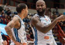 Finale amaro alla Fruit Village Arena, la Napoli Basket cede contro Venezia