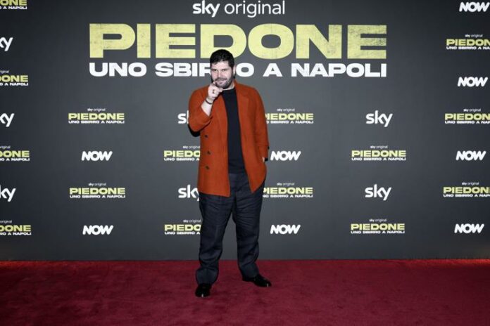 Salvatore Esposito riporta sullo schermo Piedone, con la "benedizione" di Bud Spencer