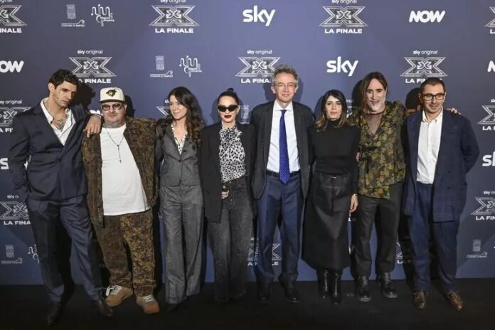 X Factor 2024, la finale in Piazza del Plebiscito: dove vederla, ospiti e chi sono i finalisti