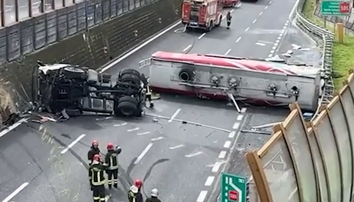 Tangenziale di Napoli riaperta in entrambe le direzioni