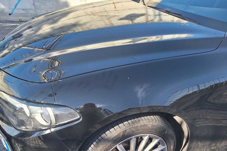 Borrelli, danneggiata l'auto della scorta del deputato