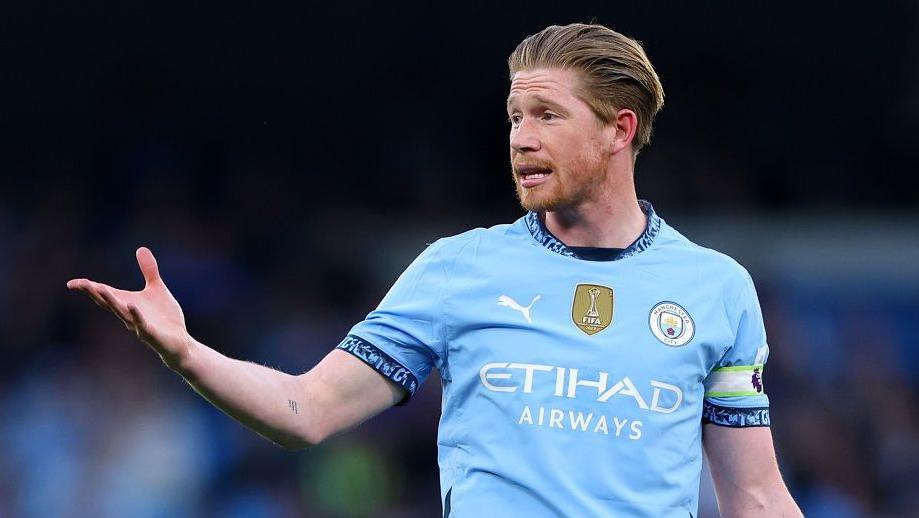 Napoli, De Bruyne è in Italia: visite mediche e firma del contratto