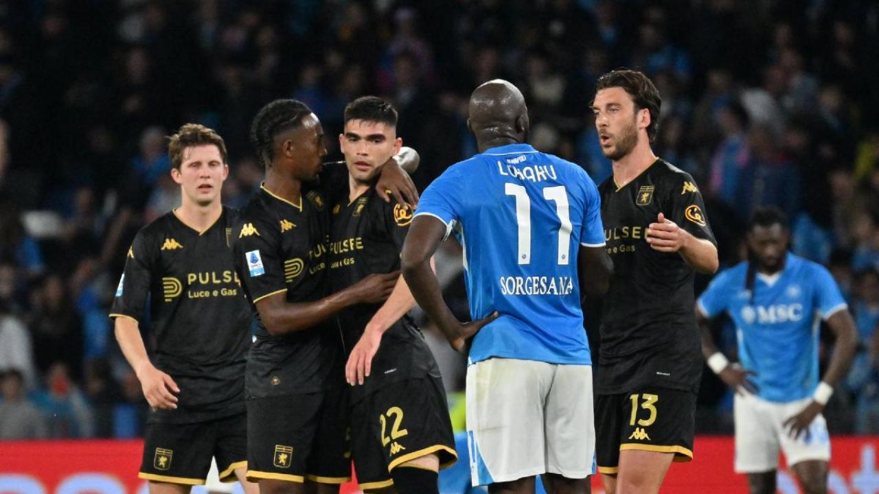 Napoli-Genoa 2-2: sempre primi, ma non si può più sbagliare