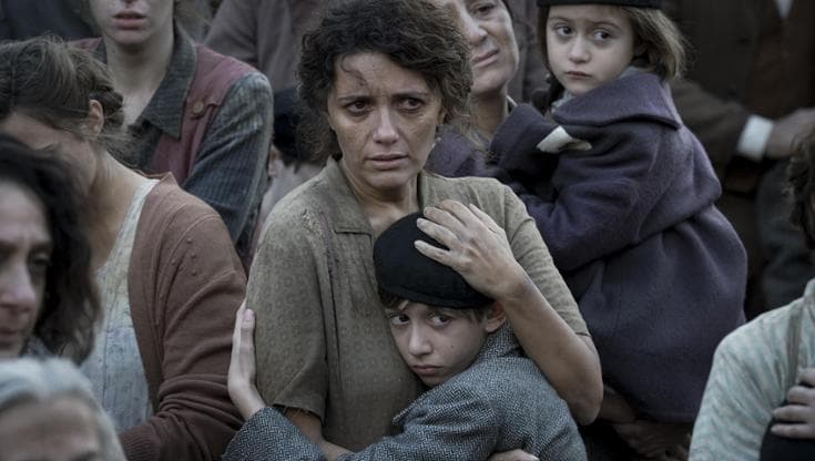 Serena Rossi incontra gli studenti per 'Il treno dei bambini'